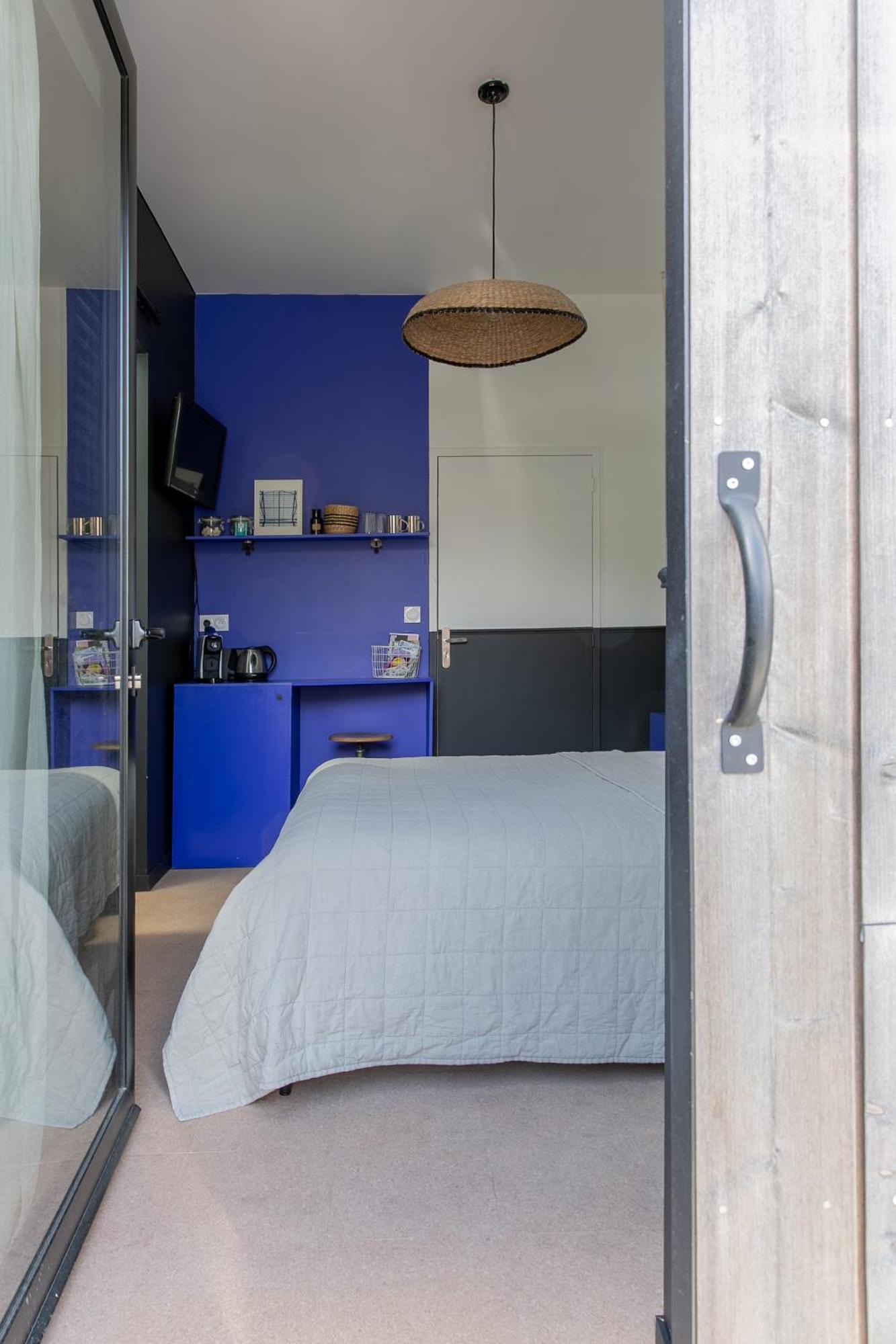 Avec Salle De Bain Et Acces Independant * Nantes