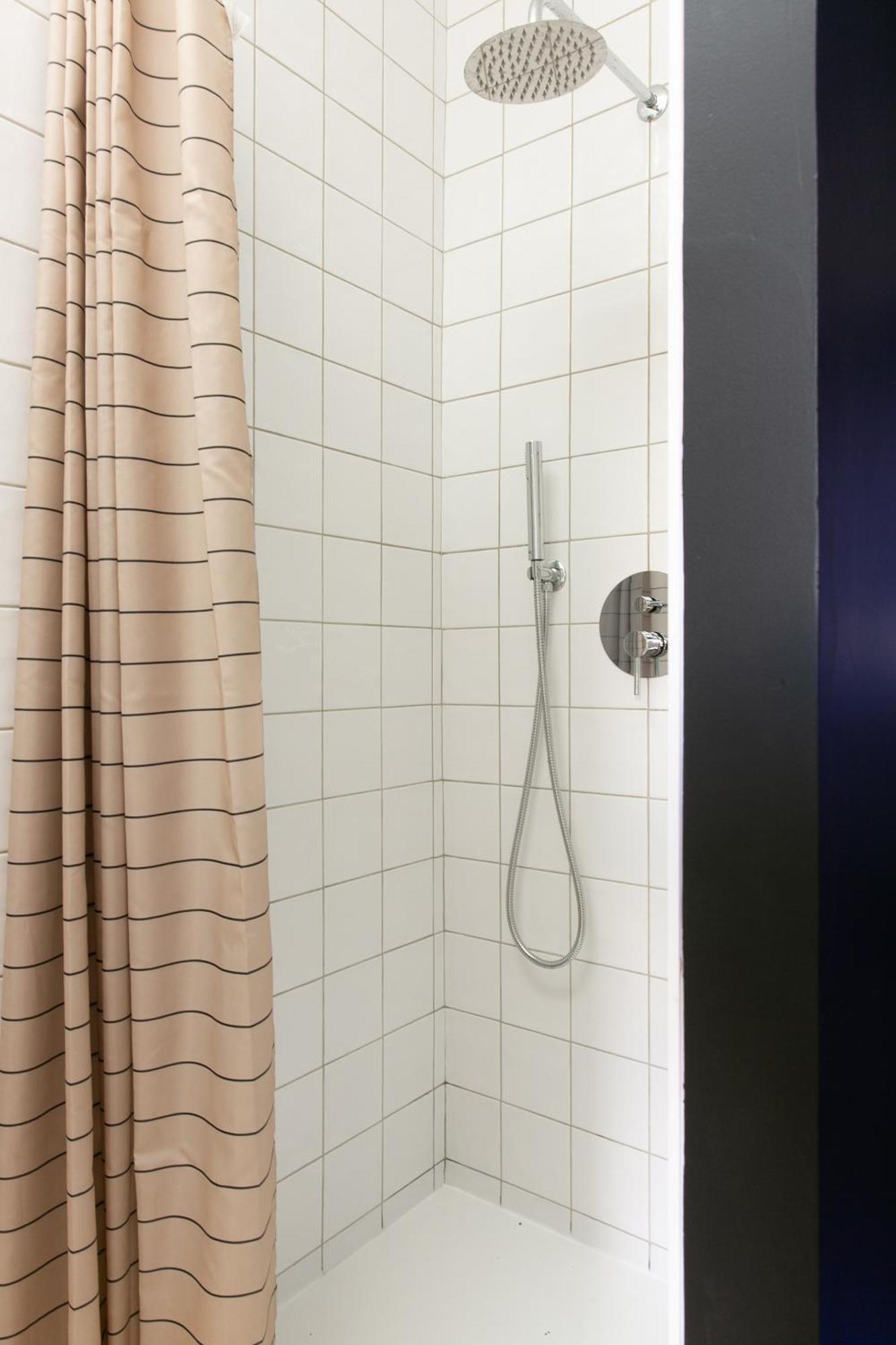 Avec Salle De Bain Et Acces Independant Homestay Nantes